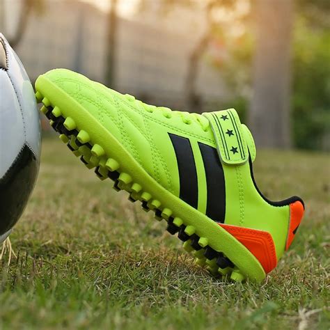 what shoes to wear on fake turf|best synthetic turf cleats.